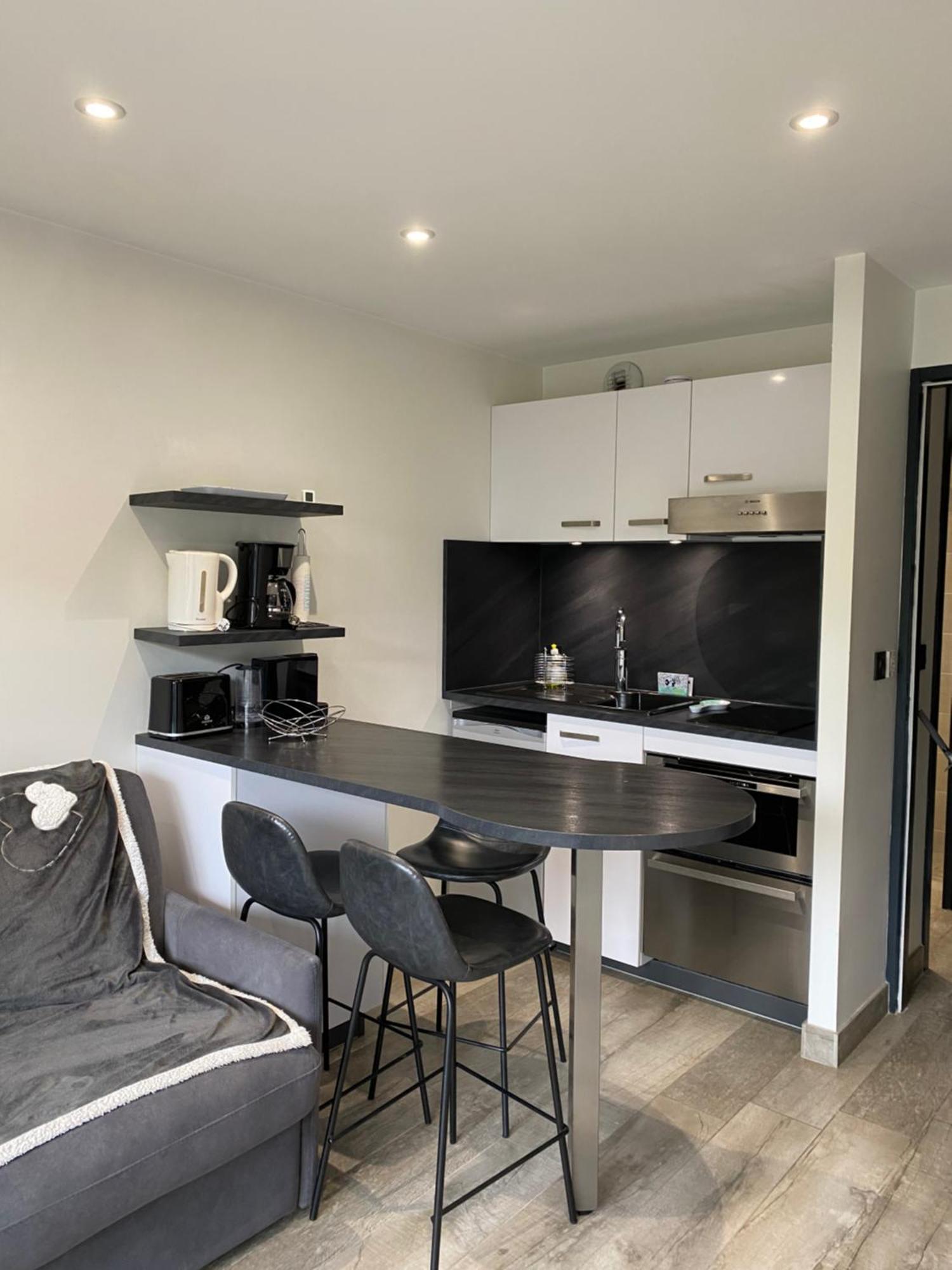 Mont Blanc Holidays Dans Residence Avec Gardien Саланш Екстериор снимка